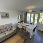 Lees Plaice - Part Of The The Bay Village With Pool, Gym And Direct Access, Pub, Restaurant, Tennis And Meadows Walks * ファイリー
