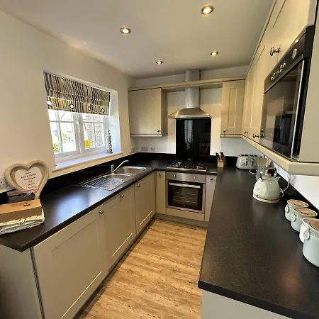Lees Plaice - Part Of The The Bay Village With Pool, Gym And Direct Access, Pub, Restaurant, Tennis And Meadows Walks Vakantiehuis Filey