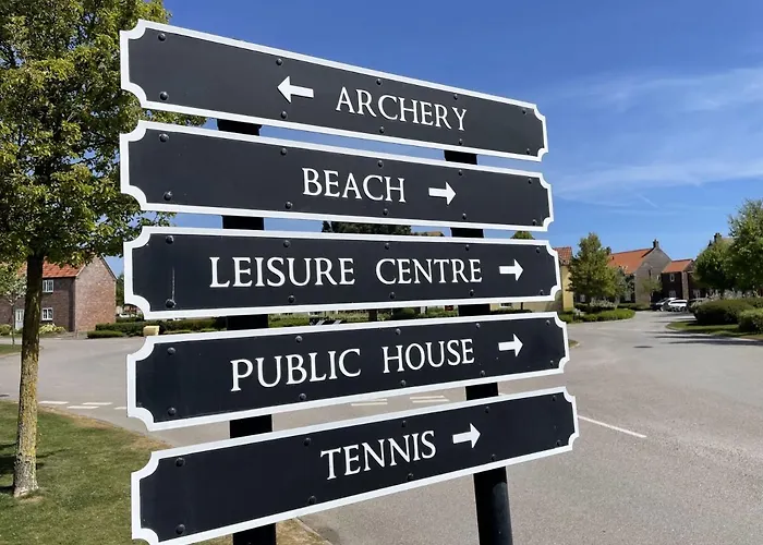 Hébergement de vacances Lees Plaice - Part Of The The Bay Village With Pool, Gym And Direct Access, Pub, Restaurant, Tennis And Meadows Walks