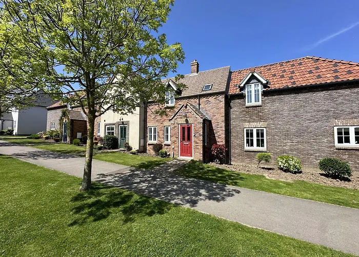 Lees Plaice - Part Of The The Bay Village With Pool, Gym And Direct Access, Pub, Restaurant, Tennis And Meadows Walks